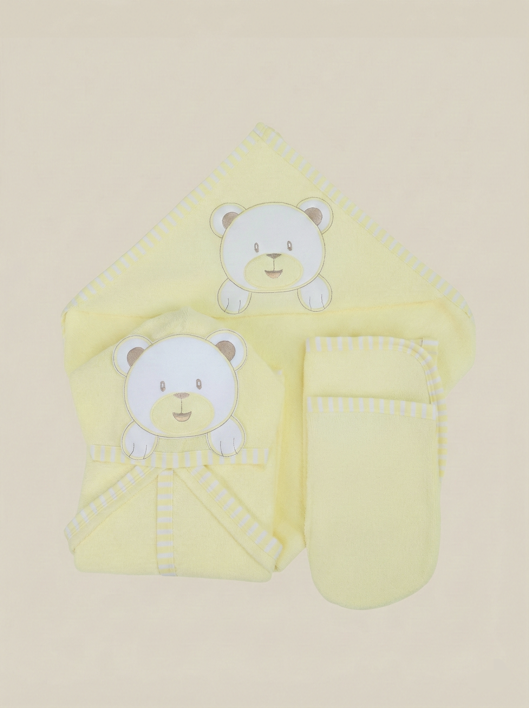 Envuelve a tu bebé en la suavida del Algodón Pima, confort y absorción superior después del baño Bata
Toalla de baño amarillo 