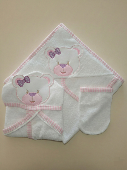 Envuelve a tu bebé en la suavida del Algodón Pima, confort y absorción superior después del baño Bata
Toalla de baño blanco 