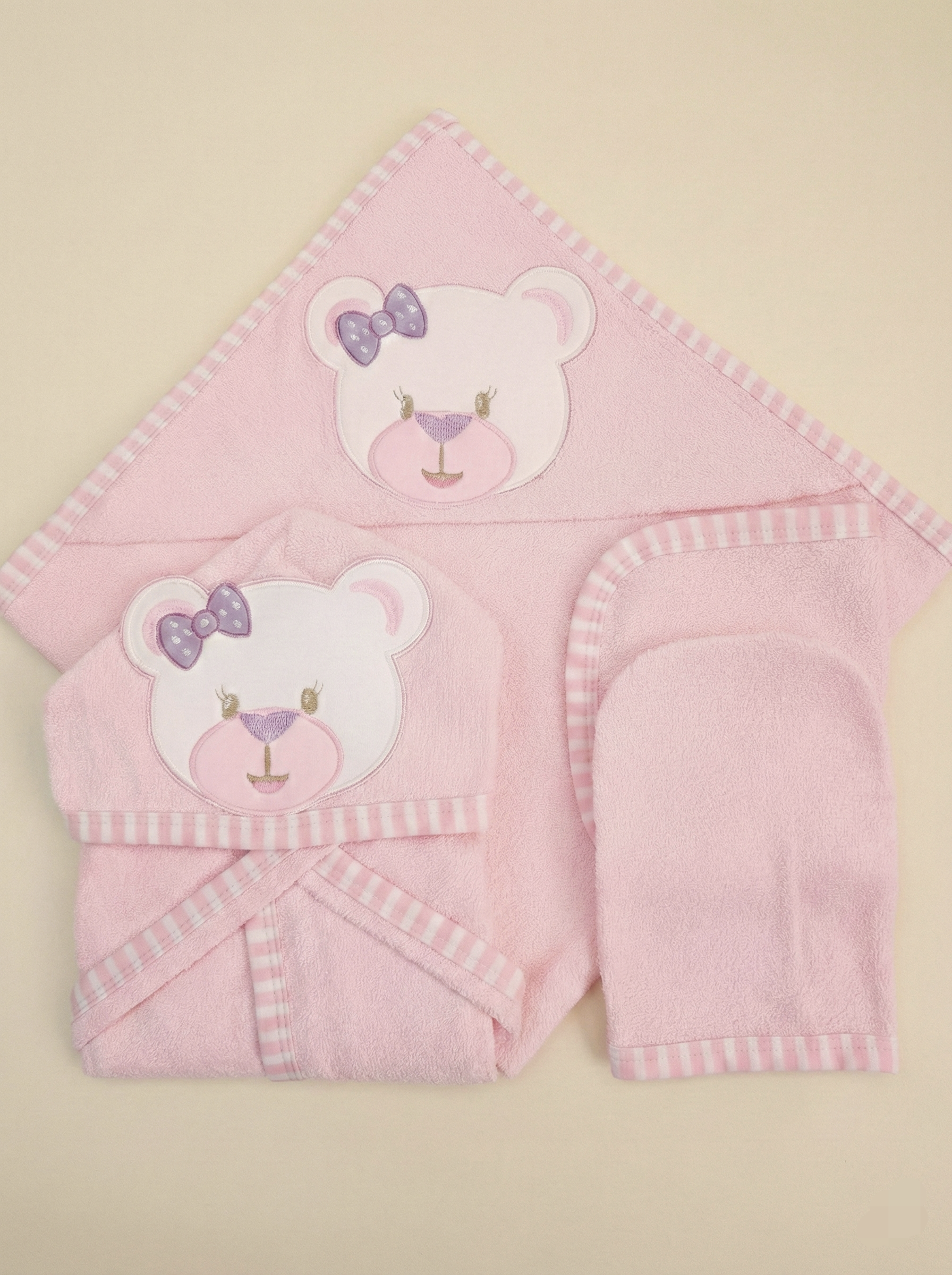 Envuelve a tu bebé en la suavida del Algodón Pima, confort y absorción superior después del baño Bata
Toalla de baño rosa blanco oso 