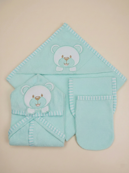 Envuelve a tu bebé en la suavida del Algodón Pima, confort y absorción superior después del baño Bata
Toalla de baño verde 