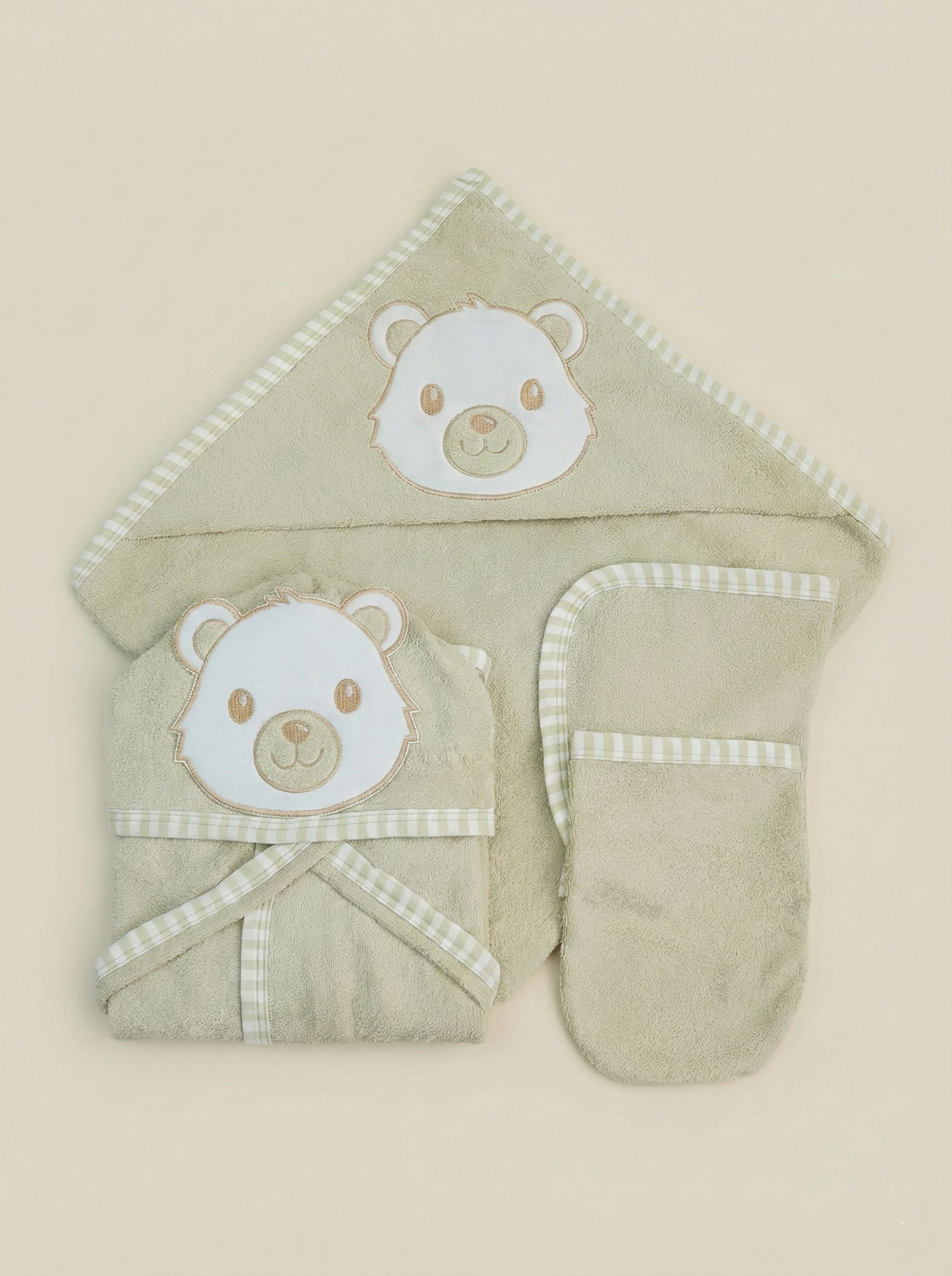 Envuelve a tu bebé en la suavida del Algodón Pima, confort y absorción superior después del baño Bata
Toalla de baño arena