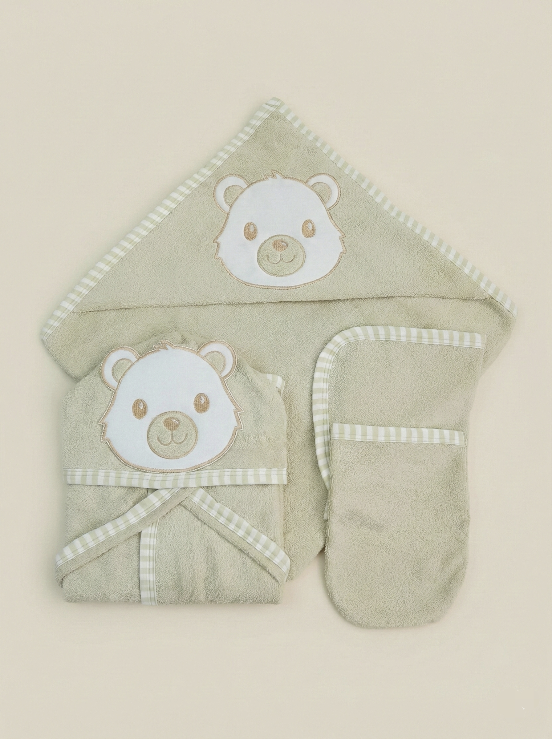 Envuelve a tu bebé en la suavida del Algodón Pima, confort y absorción superior después del baño Bata
Toalla de baño arena